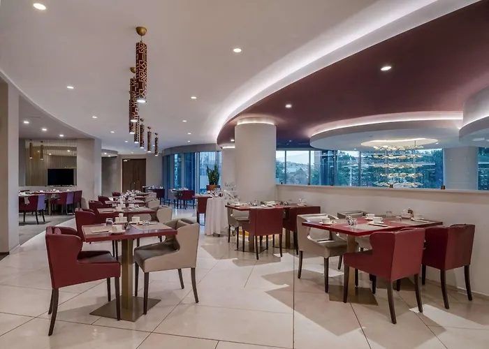 Отель DoubleTree by Hilton Yerevan