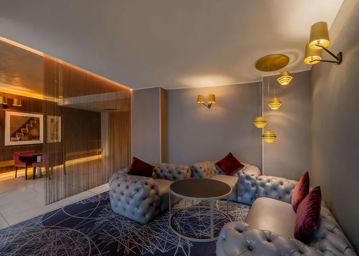 Отель DoubleTree by Hilton Yerevan