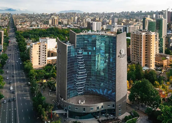 Отель DoubleTree by Hilton Yerevan