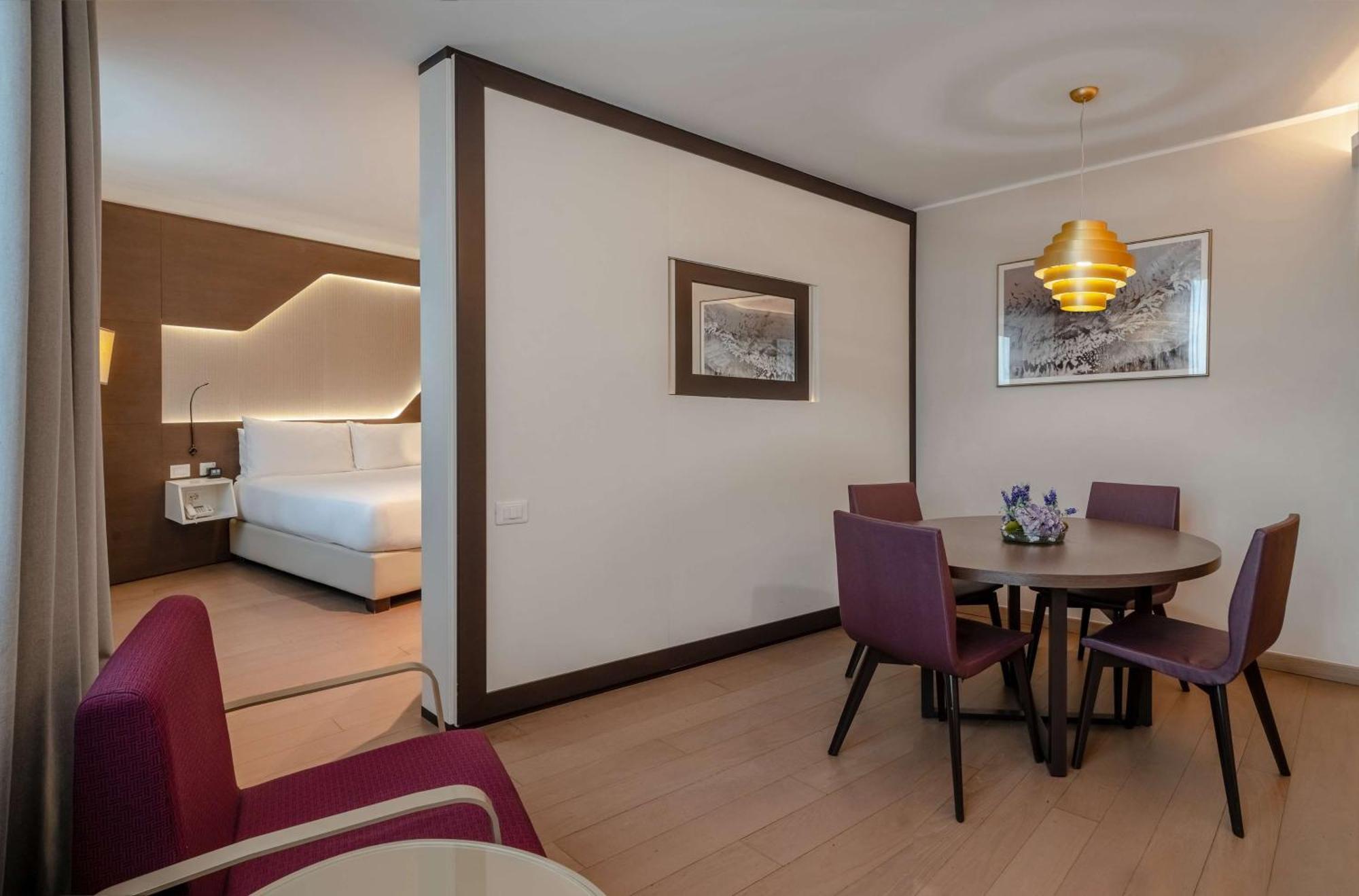 Отель Doubletree By Hilton 4*