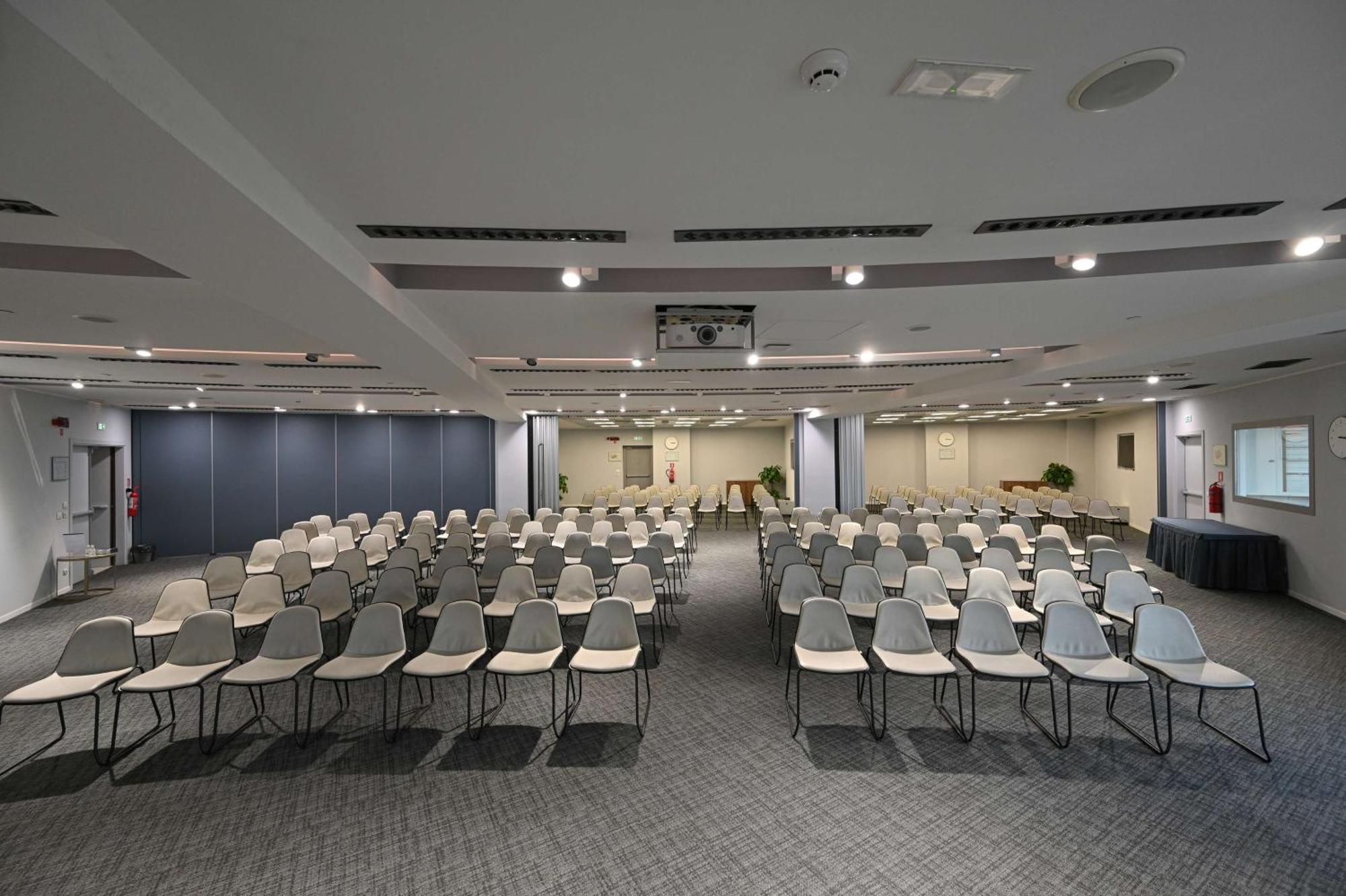 Doubletree By Hilton Ереван