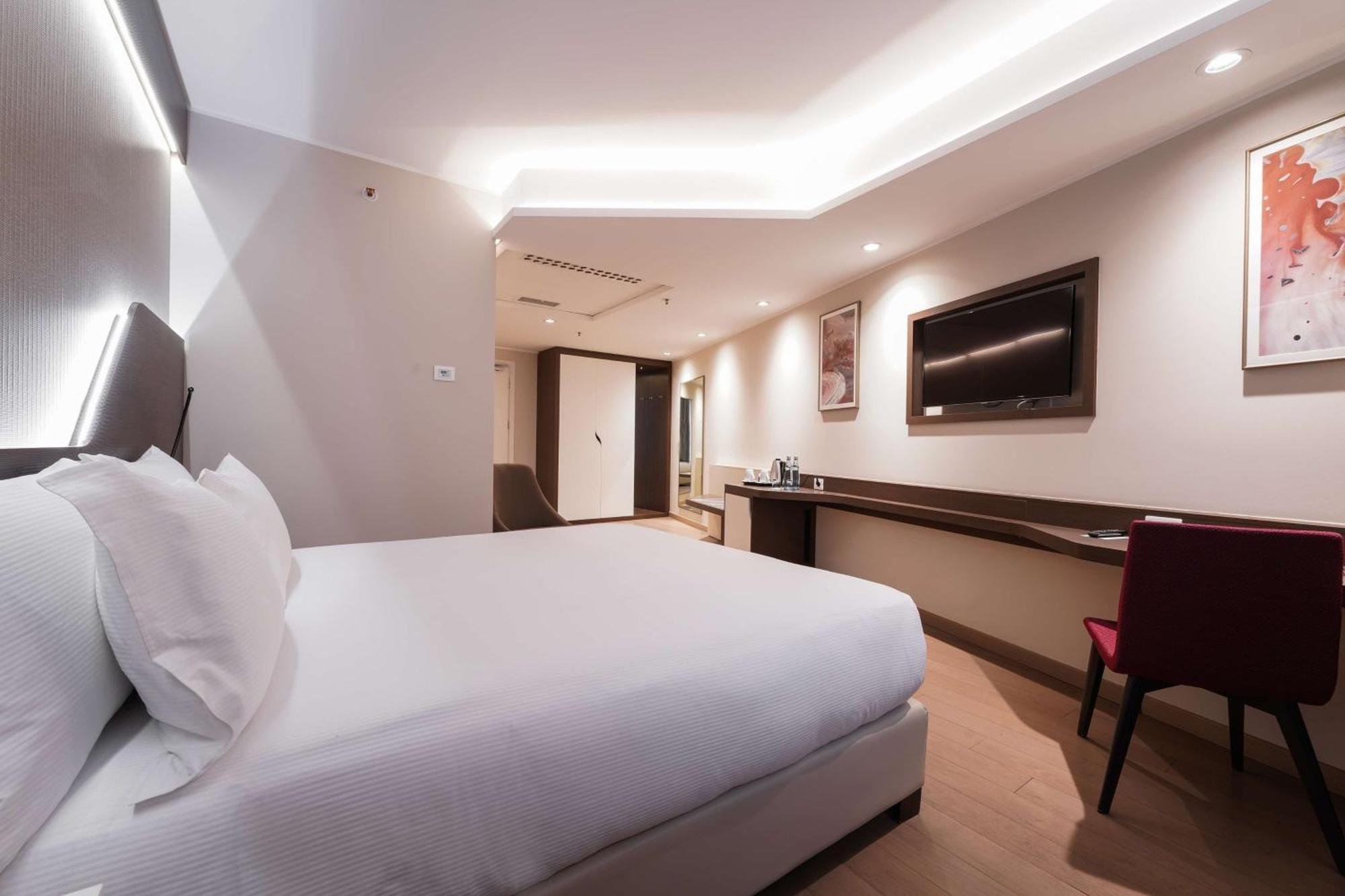 Doubletree By Hilton Отель Ереван