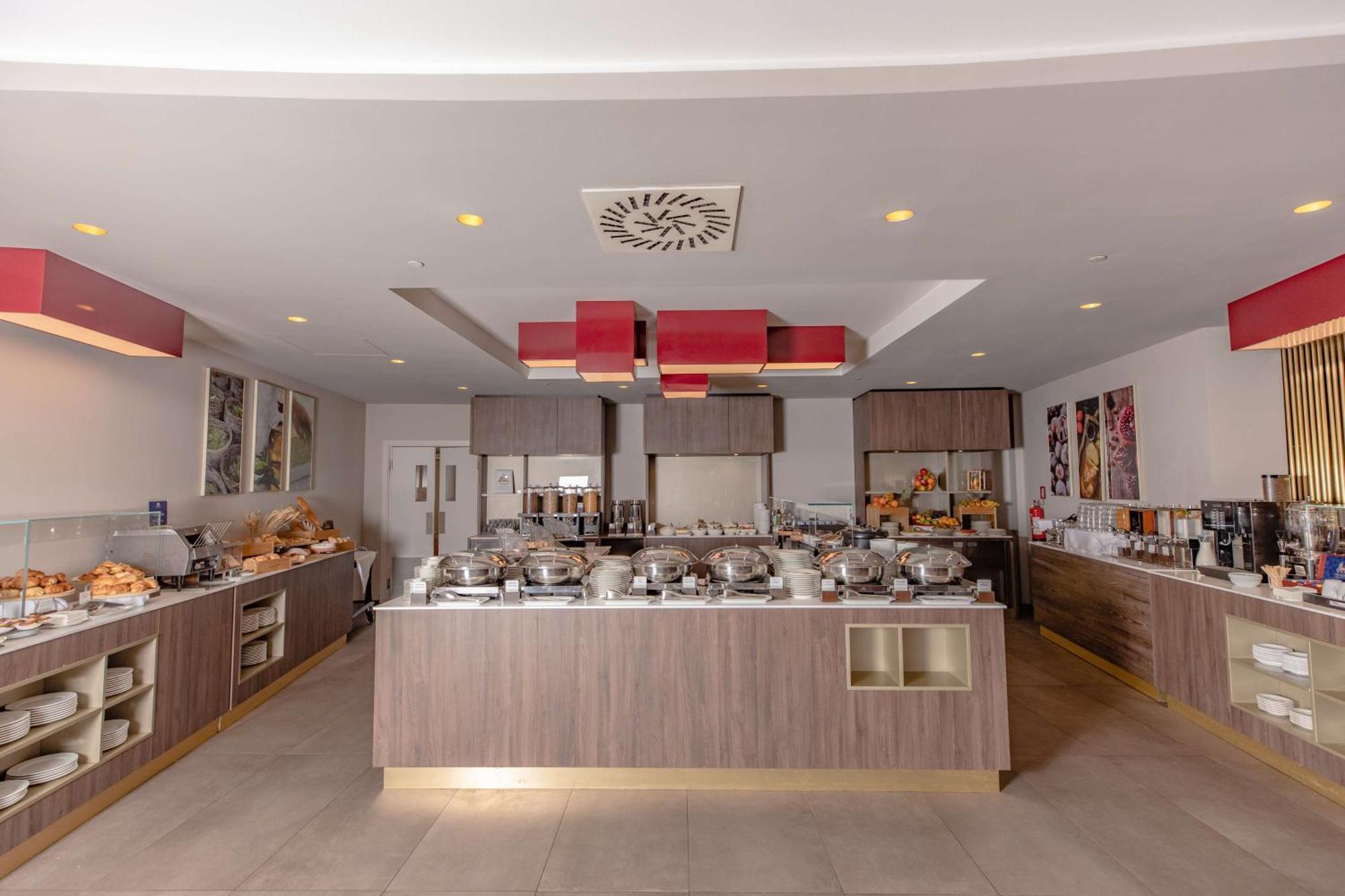Doubletree By Hilton Отель Ереван