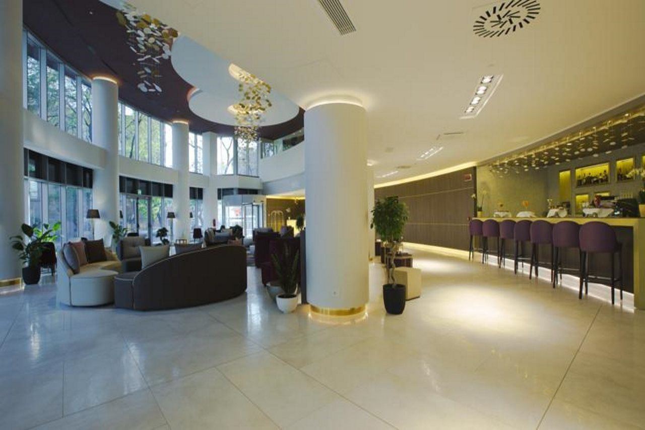 Doubletree By Hilton Отель 4*